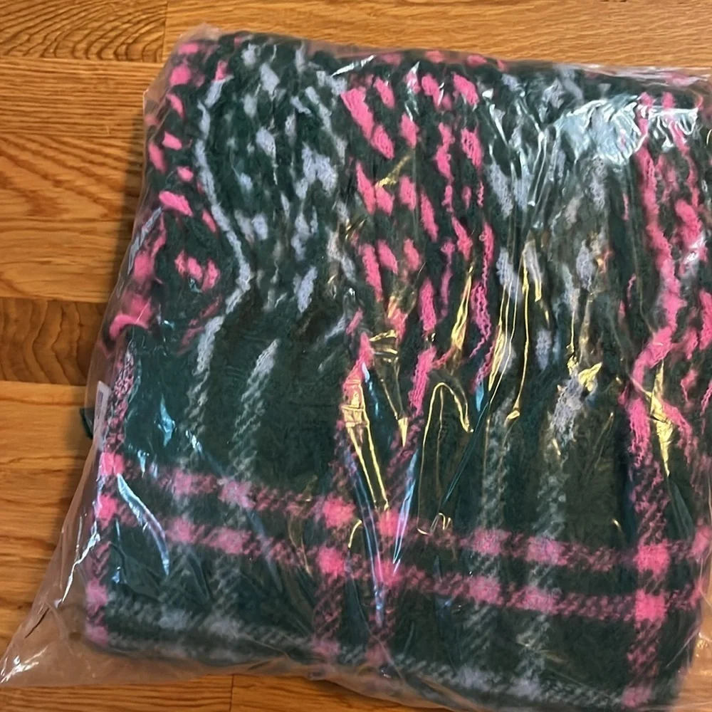 Anthropologie Tartan Plaid Throw Blanket NWT